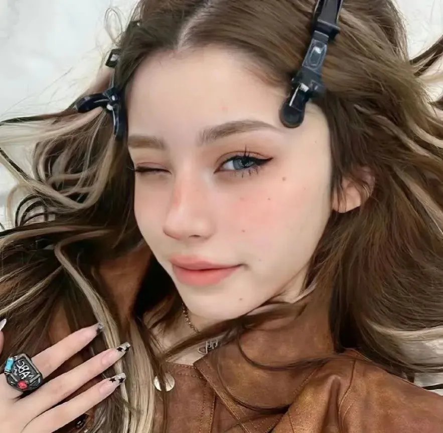 机智牢房生活